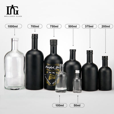 OEM/ODM aceptable Botella de vidrio de ginebra de rum de forma clásica con tapa de madera 500 ml 750 ml