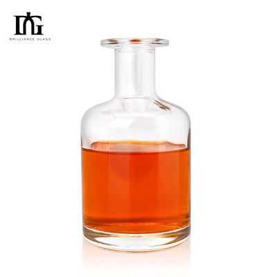Botella de vidrio de capacidad personalizada para bebidas alcohólicas Tequila Vodka Brandy Whisky Rum Gin Liquor 500ml/700ml/750ml