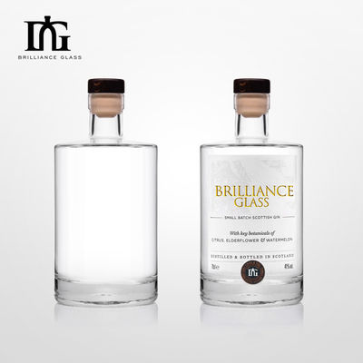 Botella de vidrio aceptable para bebidas alcohólicas 500 ml 750 ml de ron vodka whisky botella de ginebra