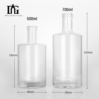 Botella de vidrio aceptable para bebidas alcohólicas 500 ml 750 ml de ron vodka whisky botella de ginebra