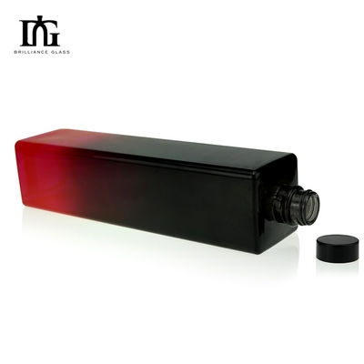 700ml/750ml Botella de vodka cuadrada Fin de cristal de vidrio Logotipo personalizado y Proceso de color en aerosol