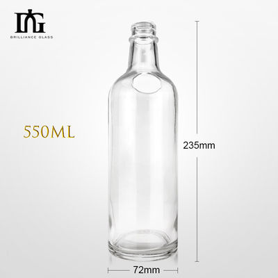 Acceptable OEM/ODM 550ml Botella de tapa de tornillo transparente para botella de vidrio de vino con alcohol de ginebra rum