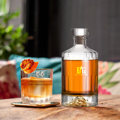 Collar de vidrio 500 ml Botella transparente de fondo grueso para whisky Brandy Ron Gin Liquor