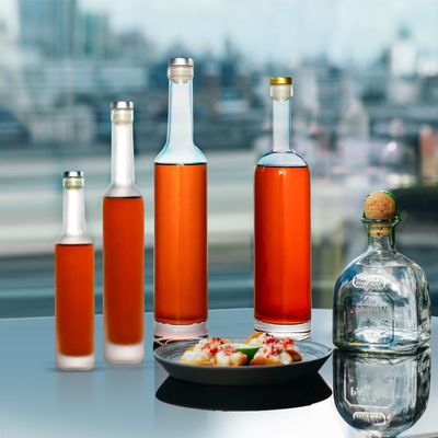 Fabricación de botellas modernas de vidrio simple whisky 350 ml tequila para bebidas industriales