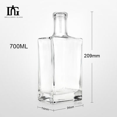 Acceptable OEM/ODM 700ml Botella de vidrio de forma cuadrada para whisky Gin Vodka Spirit Selección
