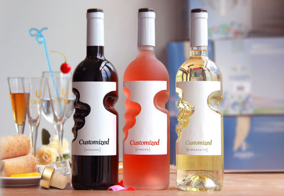Botella de vodka de vidrio oscuro mate para bebidas alcohólicas y vino Impresión en pantalla Estampado en caliente