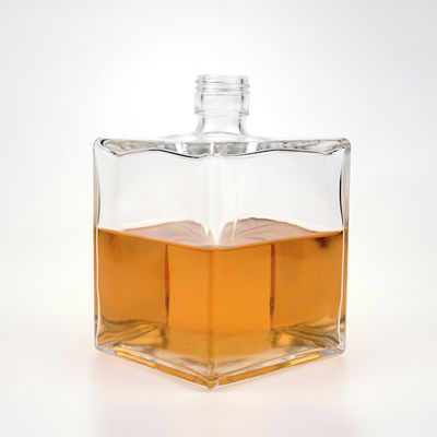 OEM/ODM aceptable botella de vidrio de 750 ml cuadrada personalizada para whisky vodka brandy ron gin