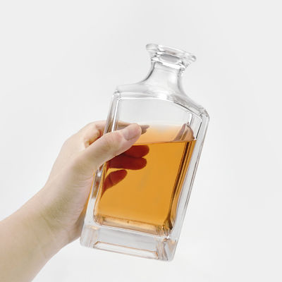 Tipo de tapa de corcho tornillo ambos 750 ml de forma cuadrada de vidrio botella de ginebra whisky licor para farmacia