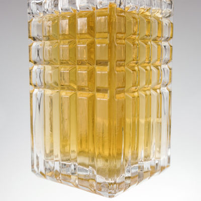 OEM/ODM aceptable Cuadrado 500ml botella de vidrio ecológica para el whisky y la belleza