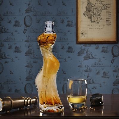 150 ml de 500 ml de cuerpo en forma de mujer Liquor Gin Vodka bebidas alcohólicas Botella de vidrio con corcho