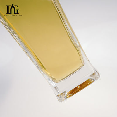 Licores y bebidas 380 ml Botella de vidrio transparente con tapa de tornillo Collar Material de vidrio