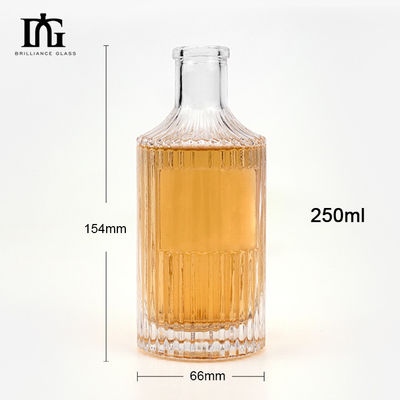 Botella de vidrio de barras de 250 ml para licor Mini tamaño Impresión en pantalla y estampado en caliente OEM / ODM