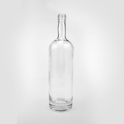 Botella vacía de bebida de vidrio de 750 ml para agua de licor material del cuerpo chino grabado de vidrio