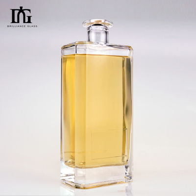 500 ml 750 ml Etiqueta de estampado caliente con fondo grueso grabado Botella de vodka para licores