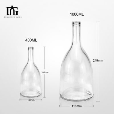 Botella de licor de vidrio redonda de 250 ml/500 ml/700 ml/750 ml de capacidad con tipo de sellado CORK