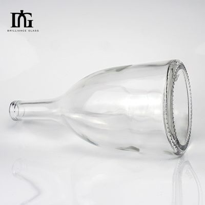 Botella de licor de vidrio redonda de 250 ml/500 ml/700 ml/750 ml de capacidad con tipo de sellado CORK