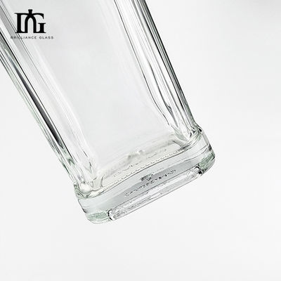 Botella de whisky superior de 700 ml hecha de vidrio de sílex extra con impresión decal grabada