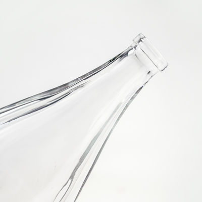 Botella de vidrio de ámbar con corcho de vidrio 500ml/700ml/750ml Capacidad Hotsale Perfume vacío