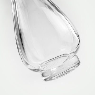 Botella de vidrio de ámbar con corcho de vidrio 500ml/700ml/750ml Capacidad Hotsale Perfume vacío