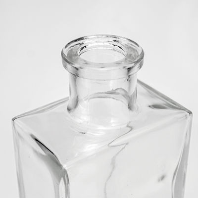 Capacidad 500 ml Botella de licor de vidrio claro y vacío para whisky, ron, bebidas alcohólicas, vodka y gin