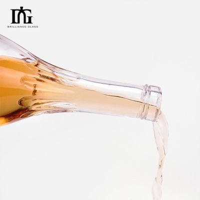 Logotipo del cliente aceptable Botellas de vidrio de alcohol vacío para ginebra ron whisky vodka 700ml