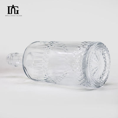 Botellas redondas de vidrio para bebidas de 500 ml para el sellado de licor Tipo CORK Aceptable OEM/ODM