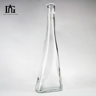 Botella de licor de vidrio transparente de 50 cl OEM / ODM con corcho y tapa de tornillo