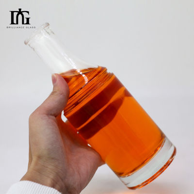 Bebidas industriales Botella de vidrio de 330 ml para licor de ron de brandy Capacidad 500 ml/700 ml/750 ml