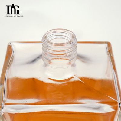 Botella de vidrio para vodka whisky 500 ml 700 ml 1000 ml