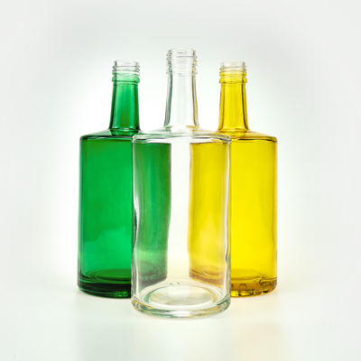 Botella de vidrio de hombro plano para licores y bebidas personalizada 500 ml 750 ml