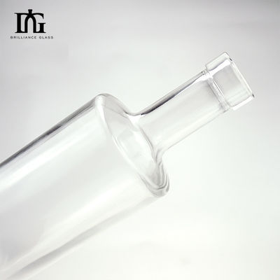 Bebidas industriales 750 ml de ginebra clara vodka helado botella de vidrio de vino con tipo de sellado CORK