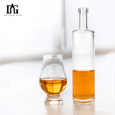 Bebidas industriales 750 ml de ginebra clara vodka helado botella de vidrio de vino con tipo de sellado CORK