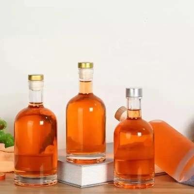 Tipo de sellado CORK 100 ml 200 ml 375 ml 500 ml 750 ml Botella de vidrio blanco negro mate para ginebra