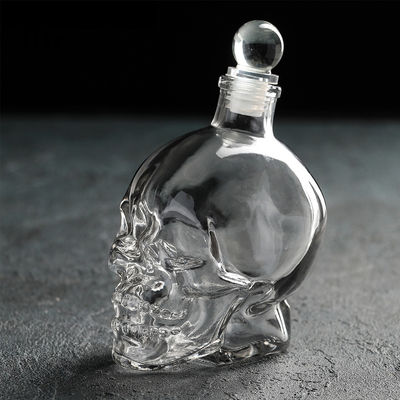 Botella de vidrio en forma de cráneo con tapa de corcho de piedra supergrabada para bebidas hecha a mano 750ml