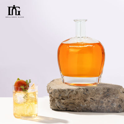 Bebidas industriales Botella de vidrio vacía a medida para whisky Vodka Liquor 500-750ml