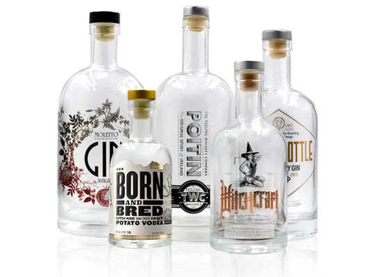 Collar de vidrio 500 ml 700 ml 750 ml botella de licor transparente vacía nórdica para vodka Oslo