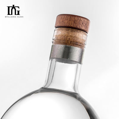 Material del collar de vidrio 700 ml Botella de vidrio de vino vacío verde oscuro con tipo de sellado CORK