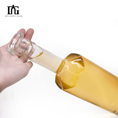 Botella de vidrio personalizada para la impresión en pantalla de licor y estampado en caliente Material del cuerpo de vidrio