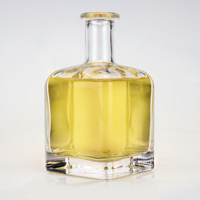 Conjunto de botellas de whisky de vidrio cuadrado a medida 5CL 500ML 750ML Vial congelado Base de material vidrio