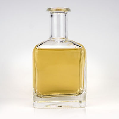 Conjunto de botellas de whisky de vidrio cuadrado a medida 5CL 500ML 750ML Vial congelado Base de material vidrio