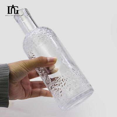 Forma única 500 ml 700 ml Botella de vidrio de jugo de whisky con sello de tipo CORK