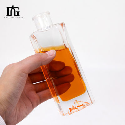 Material Collar de vidrio 700ml 750ml Brandy claro ron whisky ginebra vodka botella con corcho