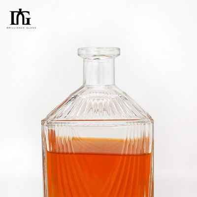 Botellas de vidrio de 700 ml para vino de 750 ml Whisky Brilliance Rum Gin Producidores de suministro vacío