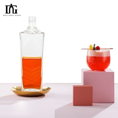 Botella de vino de vidrio claro de 700 ml personalizada para licores de capacidad industrial de 700 ml
