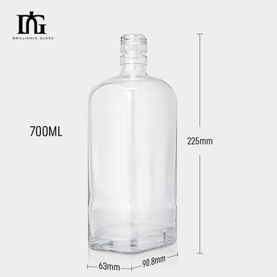500 ml 700 ml Bebidas de jugo personalizadas Liquor y bebidas espirituosas Botella de vidrio con corcho y tapa de tornillo