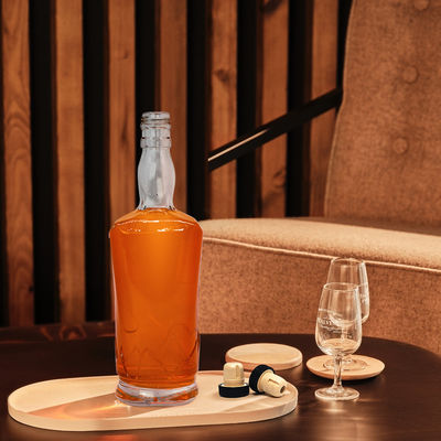 Botella de whisky de 750 ml de vidrio transparente de 75 cl con sello CORK y material de cuerpo de vidrio