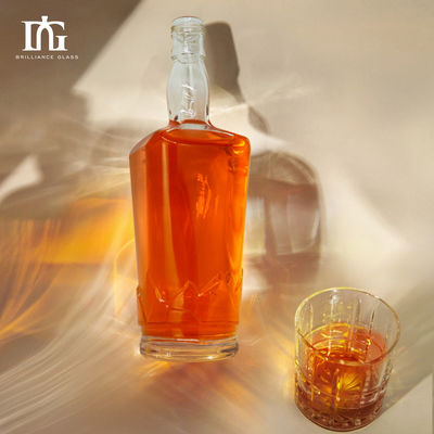 Botella de whisky de 750 ml de vidrio transparente de 75 cl con sello CORK y material de cuerpo de vidrio