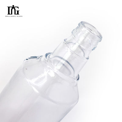 Finalidad 250 ml/350 ml/500 ml/550 ml/650 ml/700 ml/750 ml Botellas de vidrio para bebidas alcohólicas
