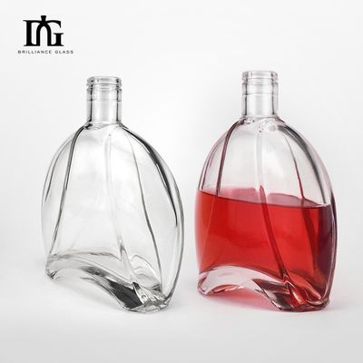 Botella de vidrio de vino y whisky de 700 ml transparente con base de vidrio