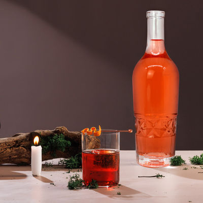 Acceptable OEM / ODM estilo europeo de lujo 700ml 750ml exclusivo whisky ron botella de cristal de ginebra